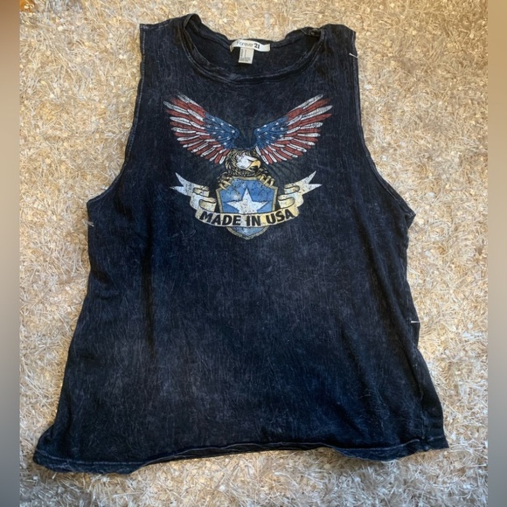 Made in USA sleeveless muscle tee sz S
